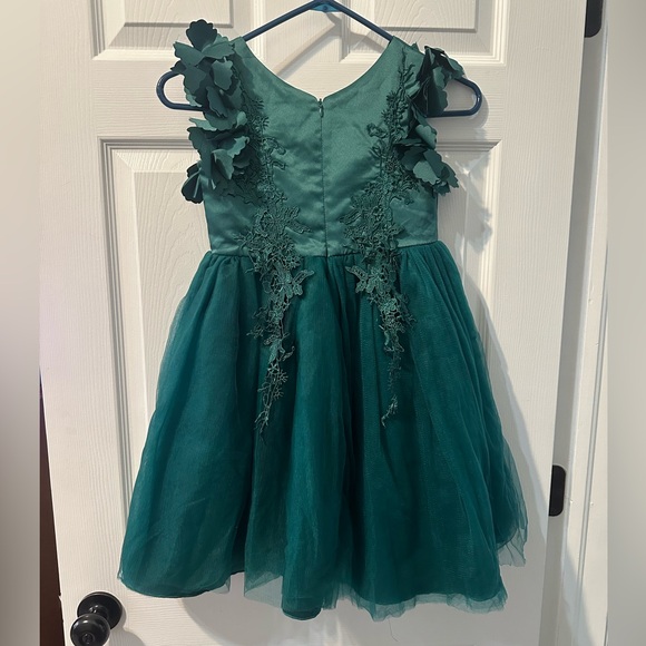 Girls Size 7 Green Dress - Picture 3 of 6